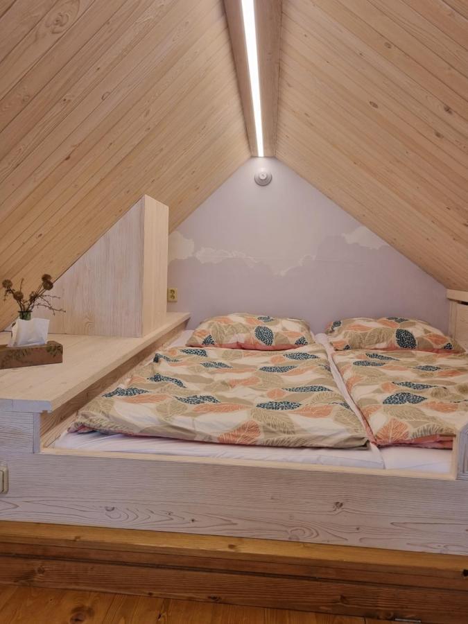 Apartmany U 3 Zbuju Malenovice  ภายนอก รูปภาพ