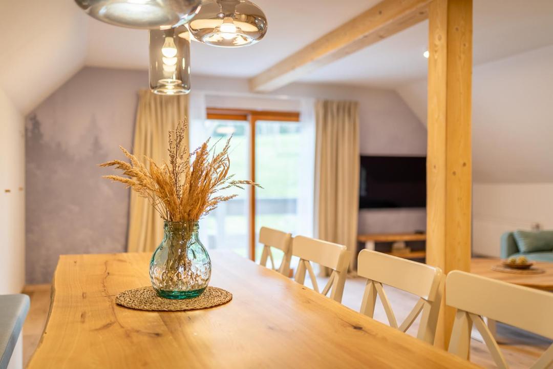 Apartmany U 3 Zbuju Malenovice  ภายนอก รูปภาพ